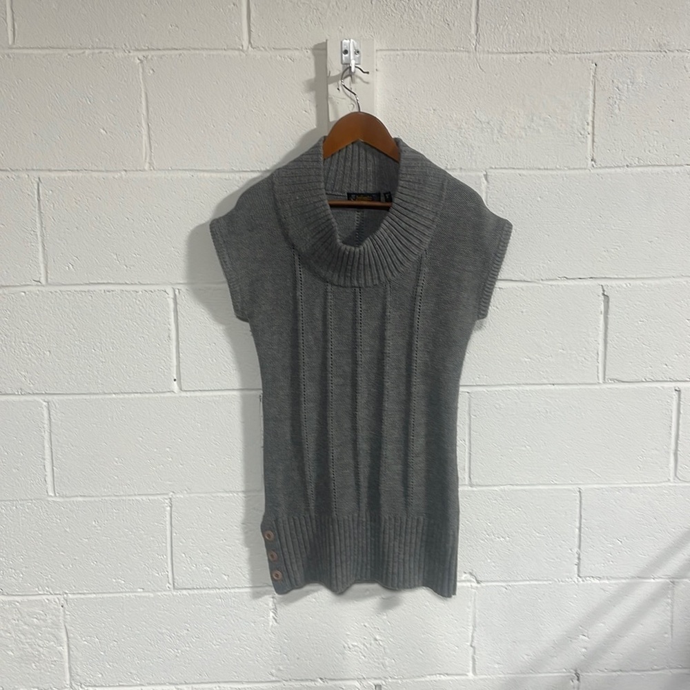 Infinito Gray Vest Sweater Sz Large